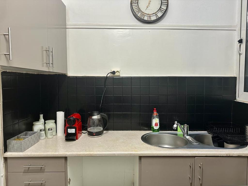 Athens 3Br Riviera Alimos Apartment ภายนอก รูปภาพ